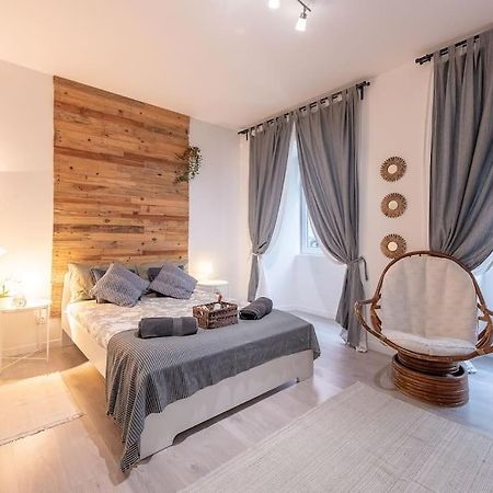 Modern Rustic Apartment In Graca Lisbon Luaran gambar